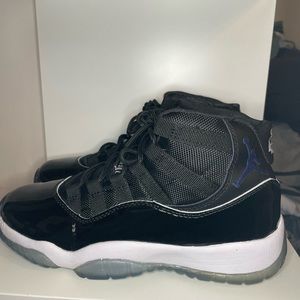 Jordan 11 Retro Space Jam